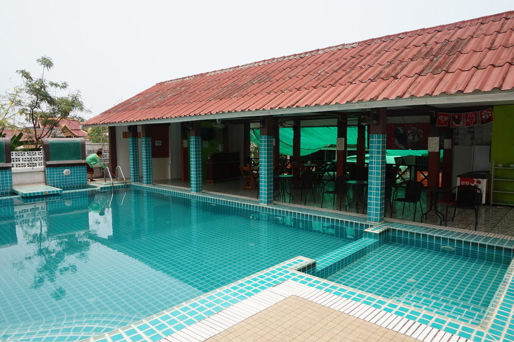 E-Outfitting Vang Thong Hotel Luangprabang Kültér fotó