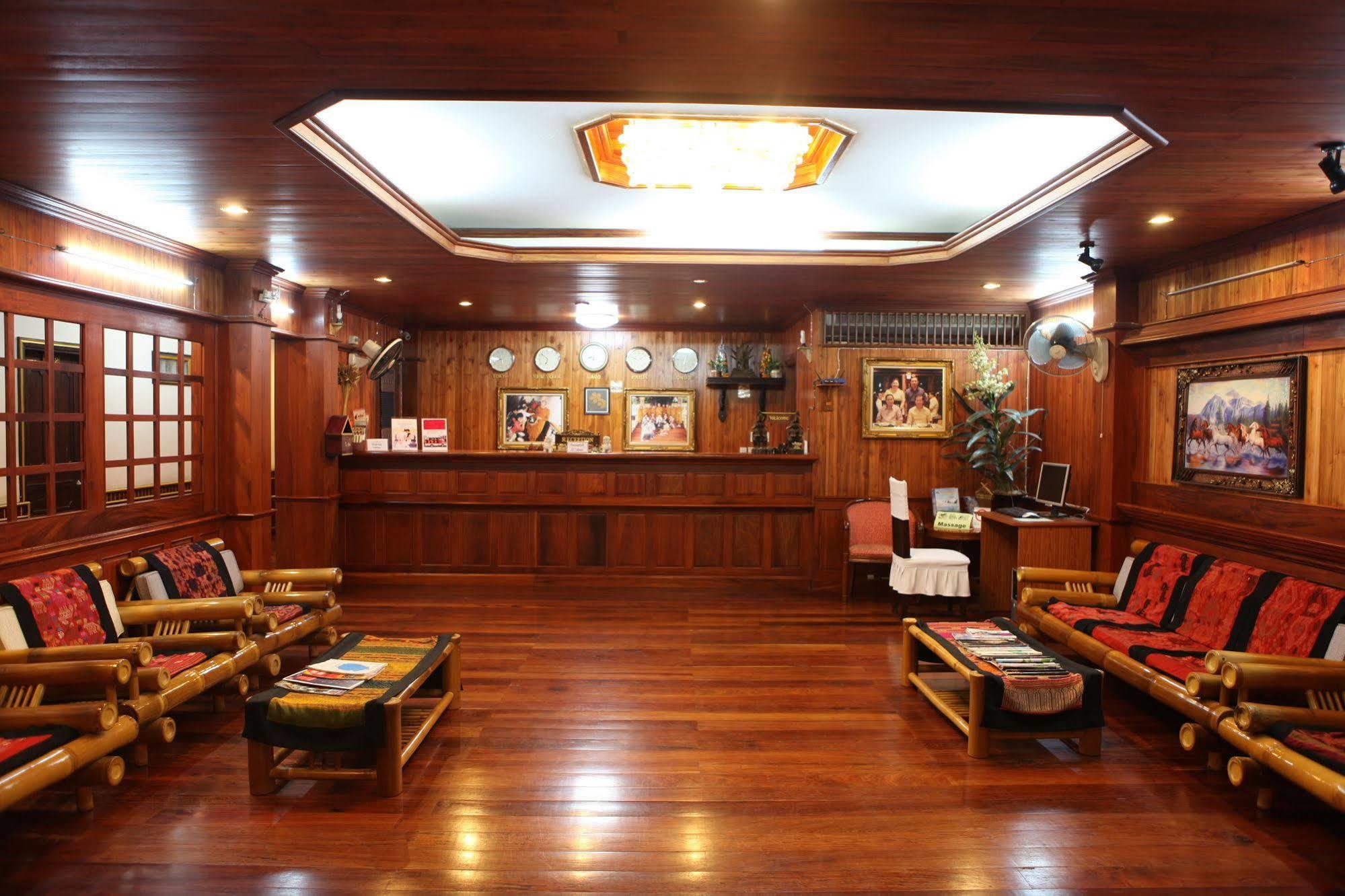 E-Outfitting Vang Thong Hotel Luangprabang Kültér fotó