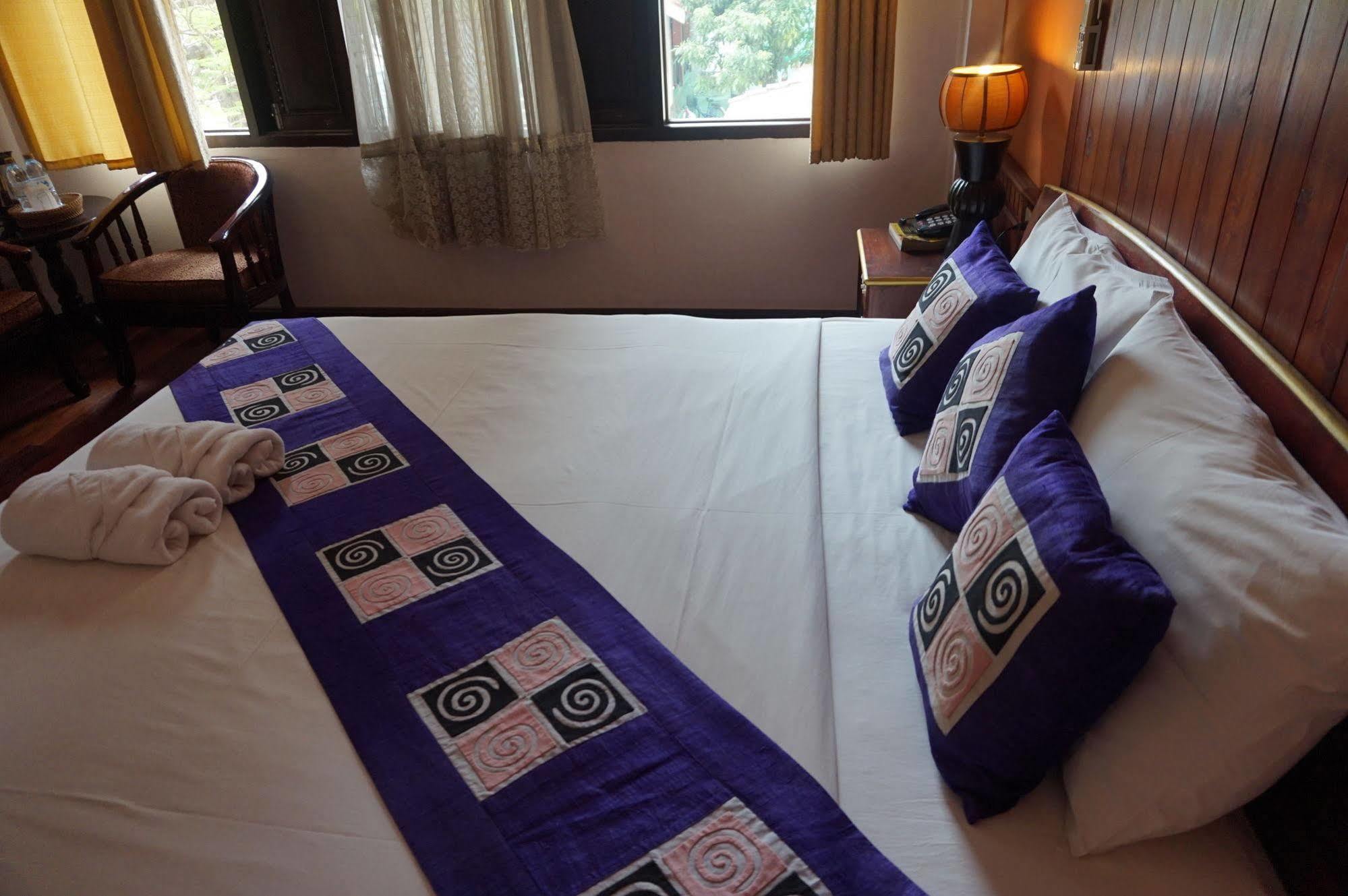 E-Outfitting Vang Thong Hotel Luangprabang Kültér fotó