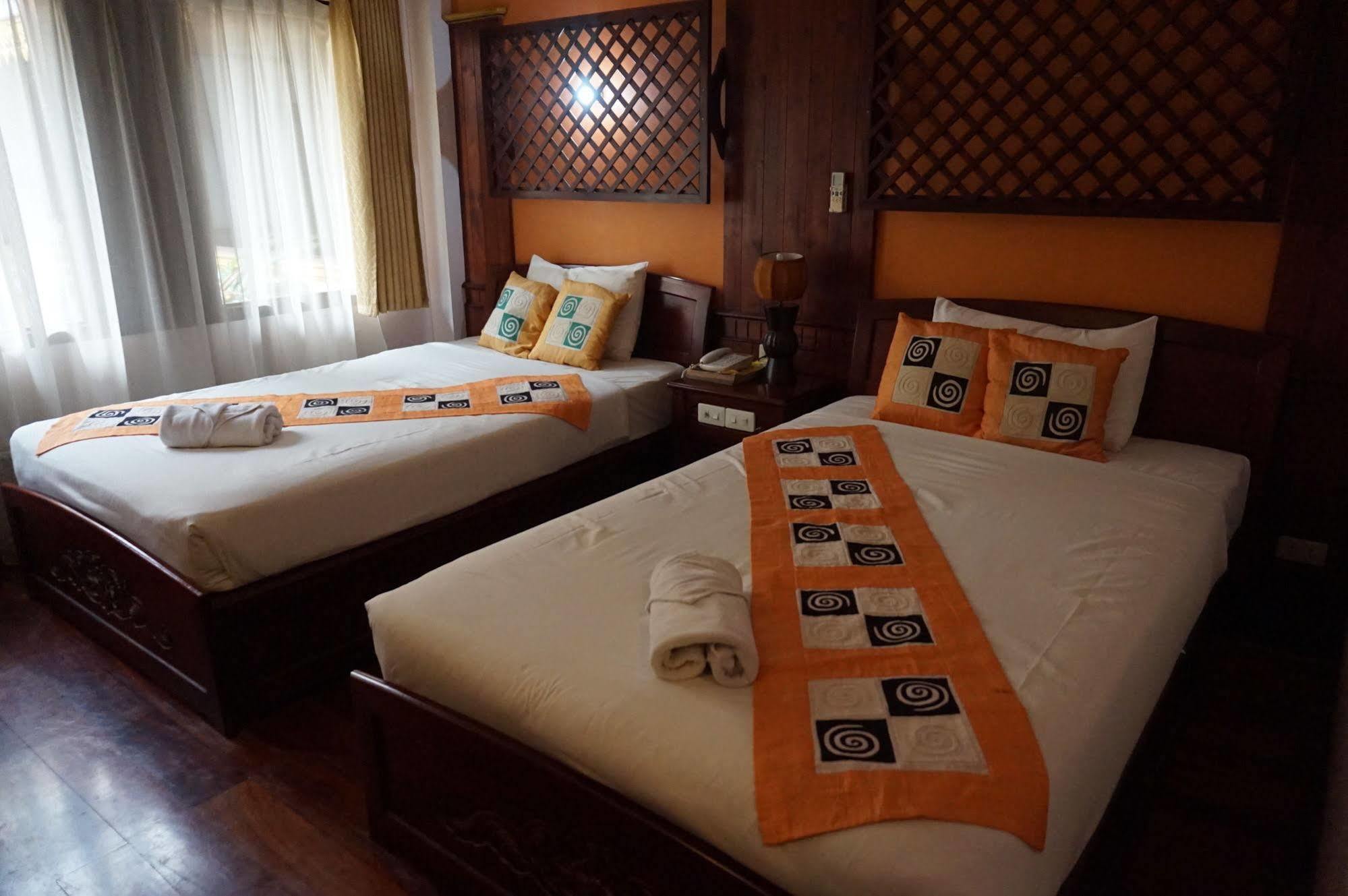 E-Outfitting Vang Thong Hotel Luangprabang Kültér fotó