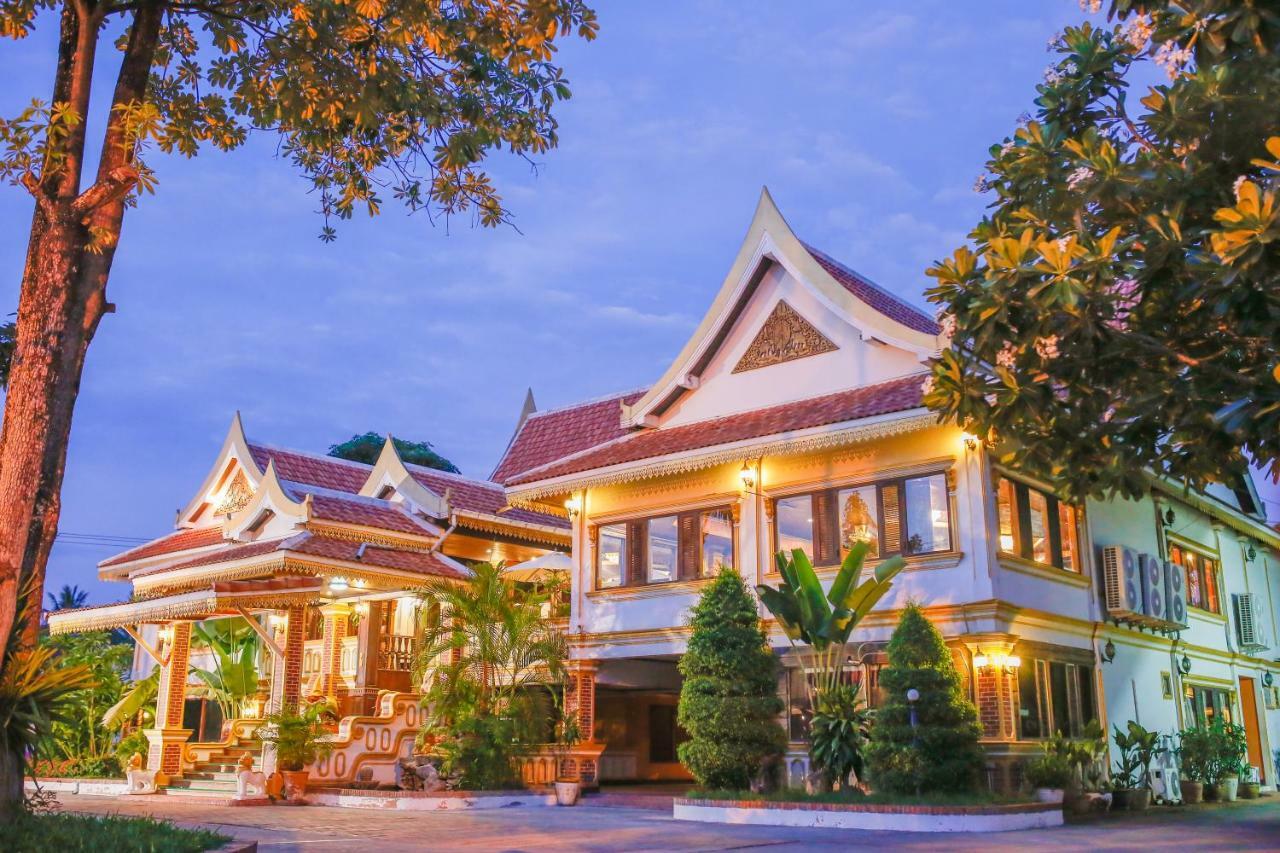 E-Outfitting Vang Thong Hotel Luangprabang Kültér fotó